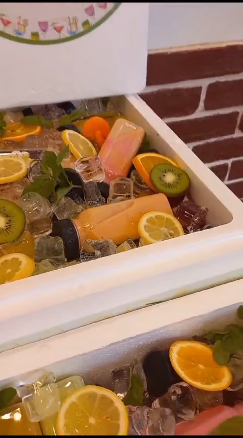 عصائر ليمونة و نص Fruits & Juice Corner