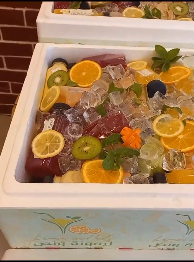 عصائر ليمونة و نص Fruits & Juice Corner