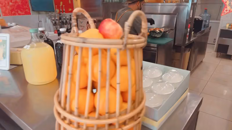 عصائر ليمونة و نص Fruits & Juice Corner