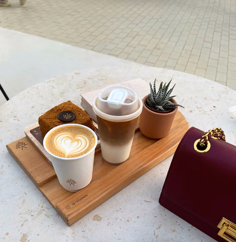 Ashjar cafe
