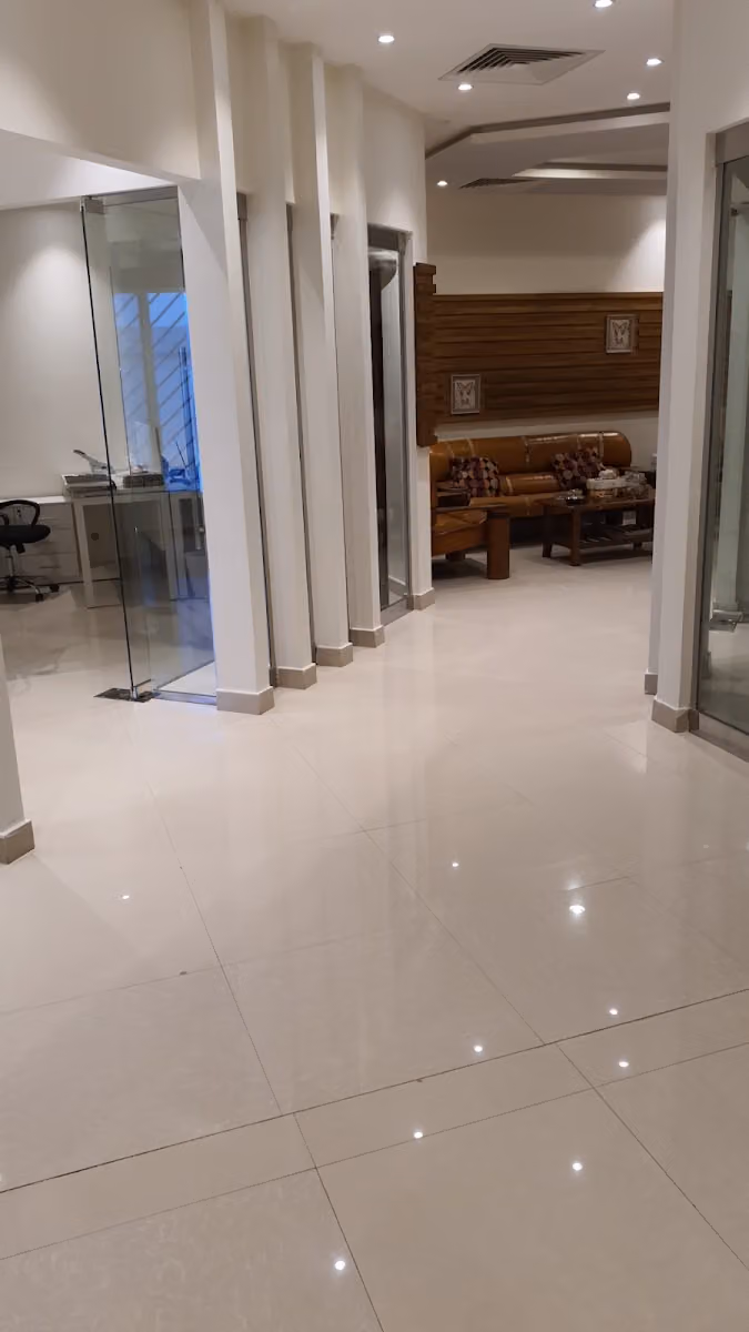 Asim al-Issa, a law firm and legal advice