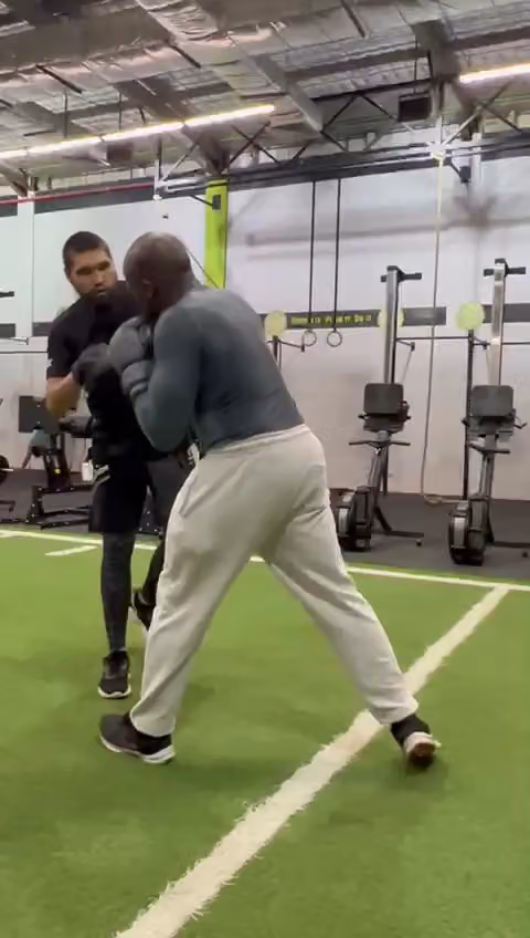 Askar Boxing | Boxing Gym Riyadh - نادي ملاكمة الرياض