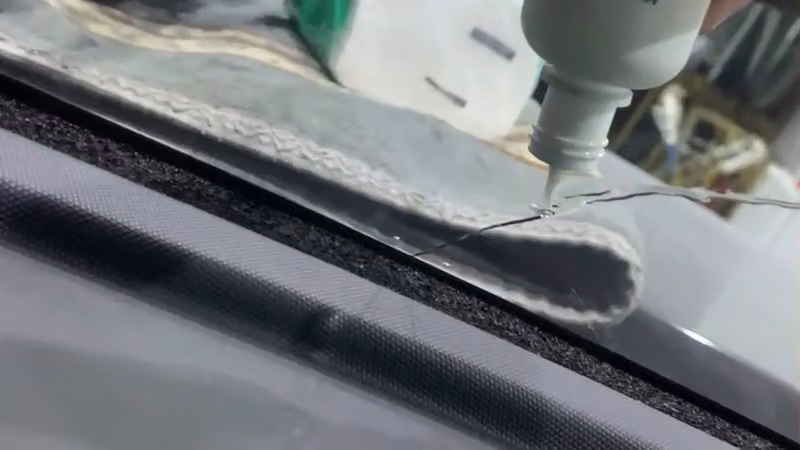 اصلاح كسور وتركيب زجاج السيارات