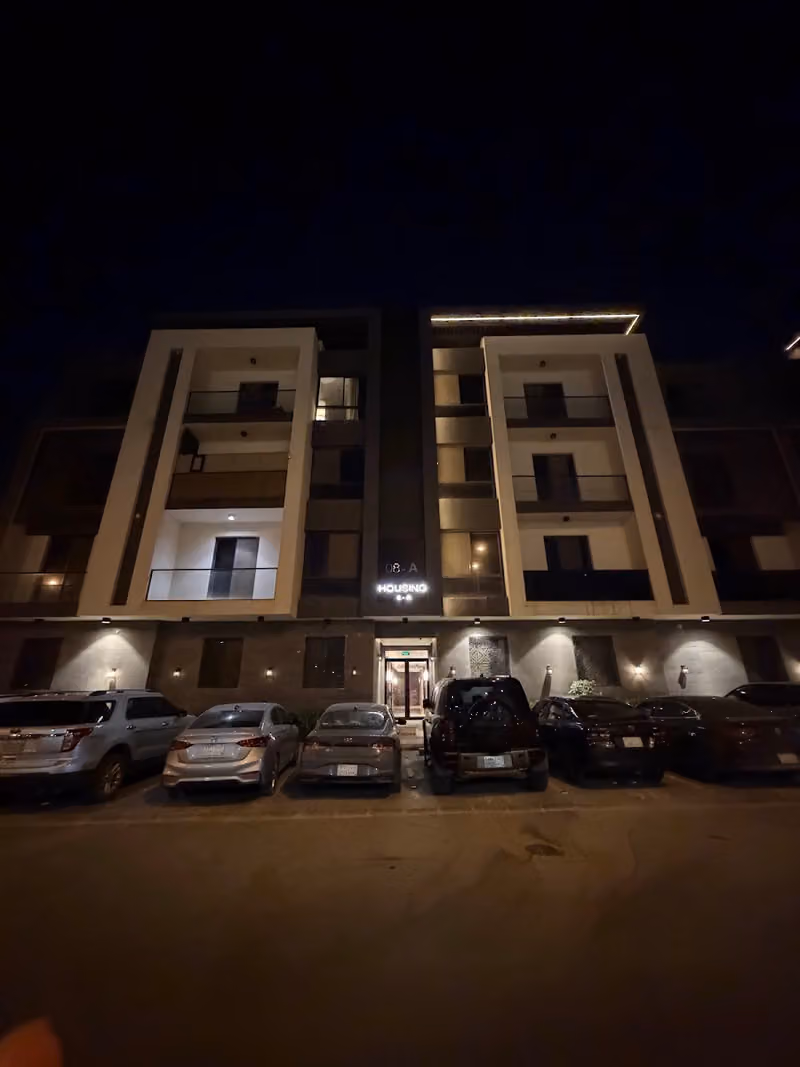 استديو فاخر بدخول ذاتي (Luxury Daily Rental Apartment)