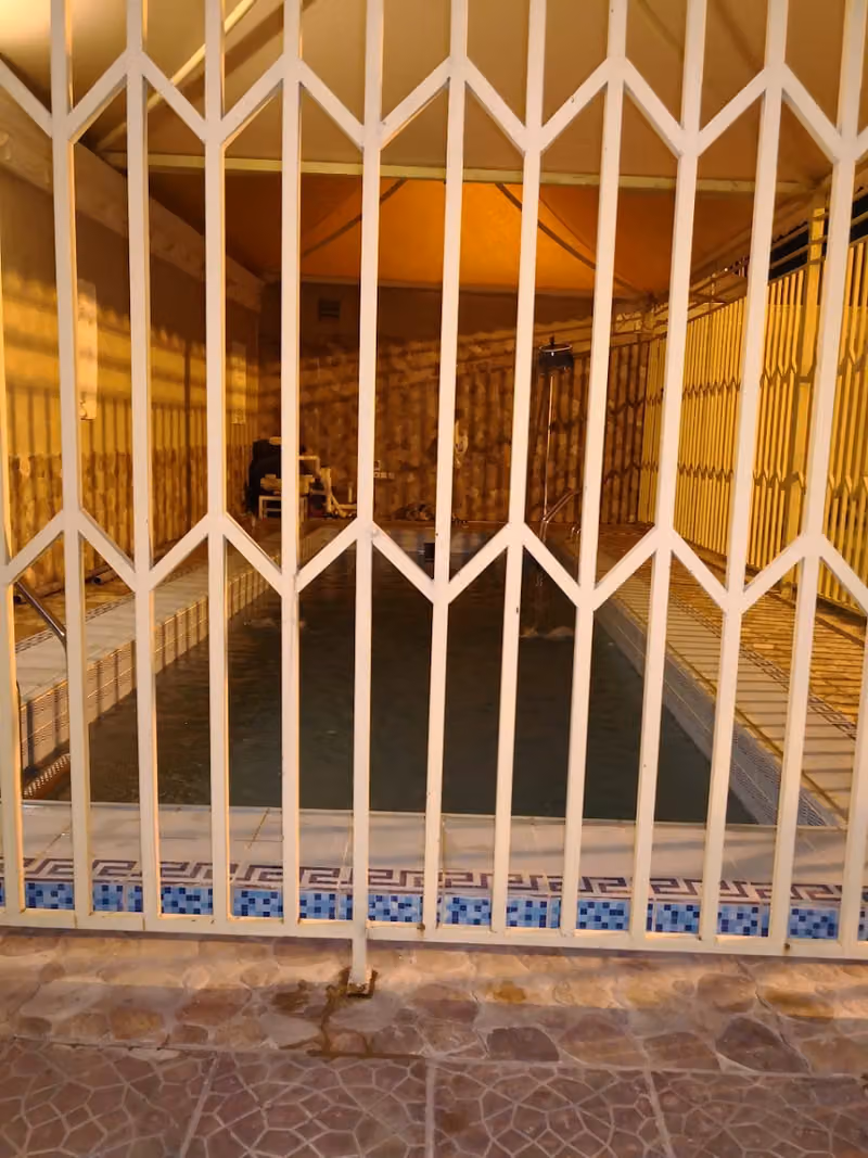 استراحة بروق صحاري