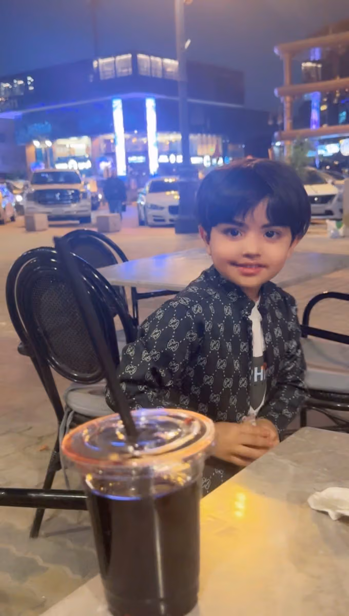 أسواق الحازمي للمواد الغذائية