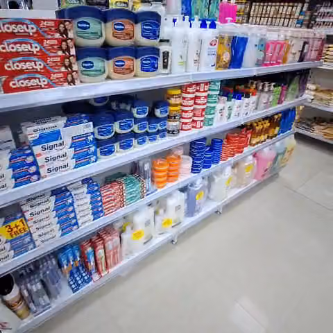 أسواق ومخابز لؤلؤة نمار