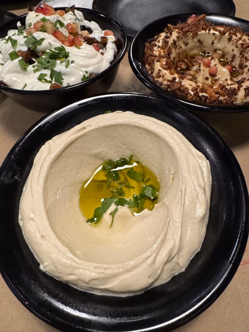 Asyakh Resturant