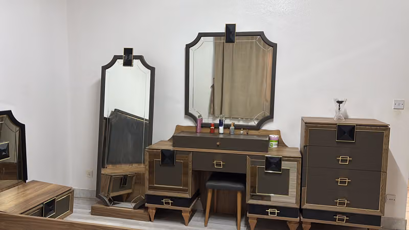 اثاث مستعمل لشراء المكيفات والمطابخ حي العارض ابو خالد Abu Khaled Furniture