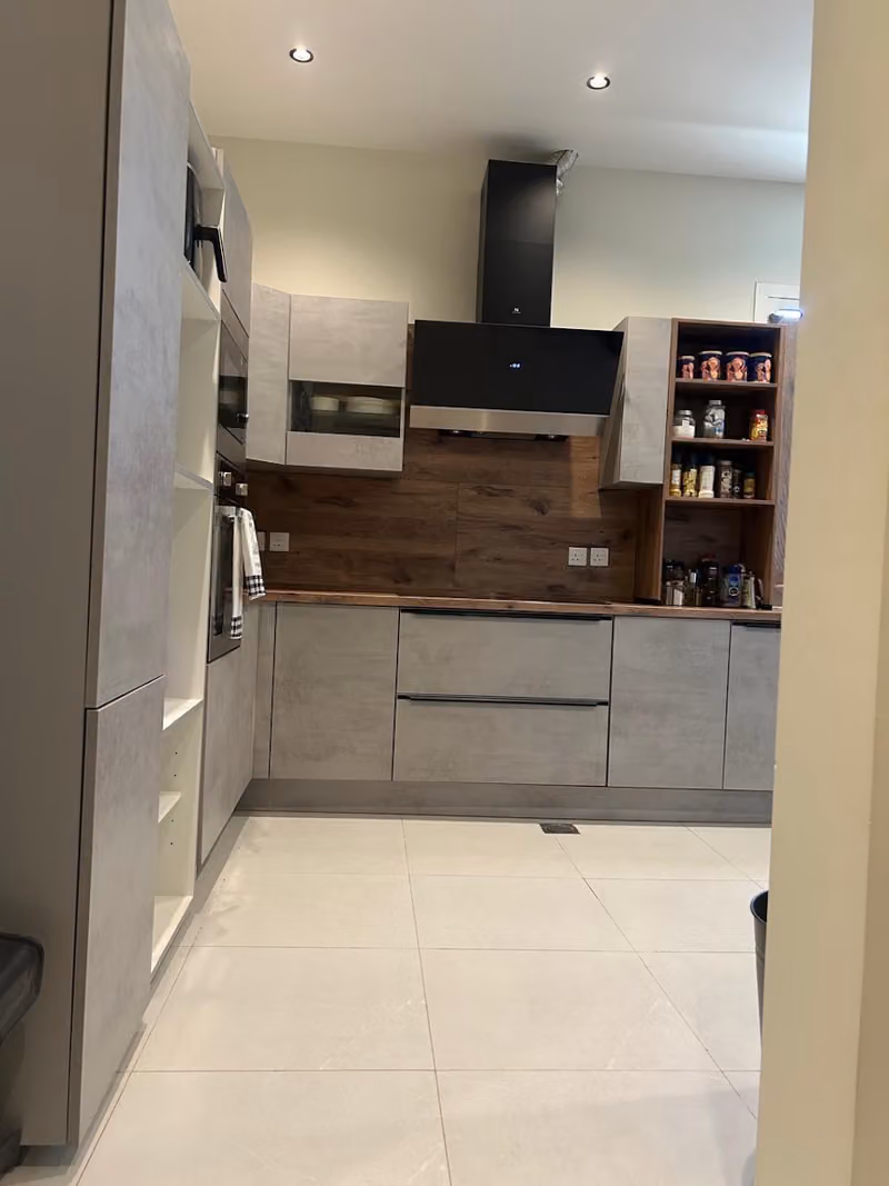 اثاث مستعمل لشراء المكيفات والمطابخ حي الورود ابو خالد Abu Khaled Furniture
