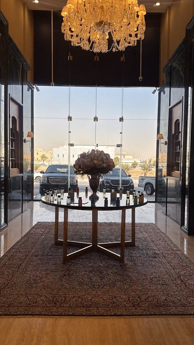 عطور فيصل الدايل
