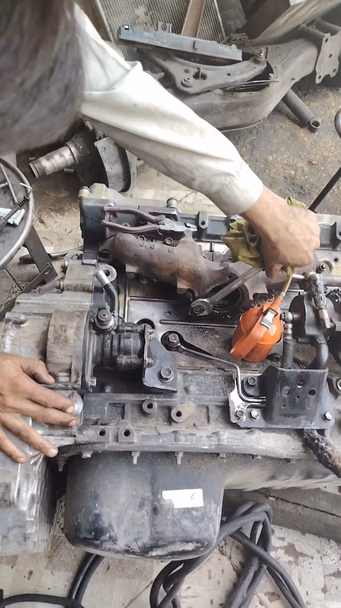 Auto mechanic technician workshop Raheel