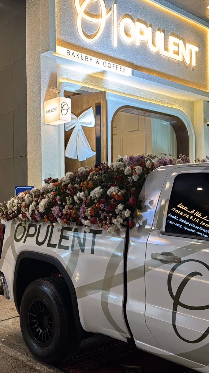 OPULENT BAKERY&CAFE