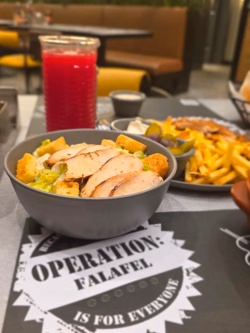 Operation Falafel, Tahlia Street