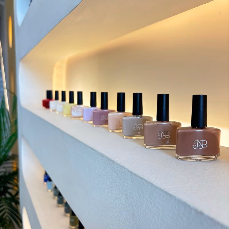 اورا - Aura Nail Spa & hair