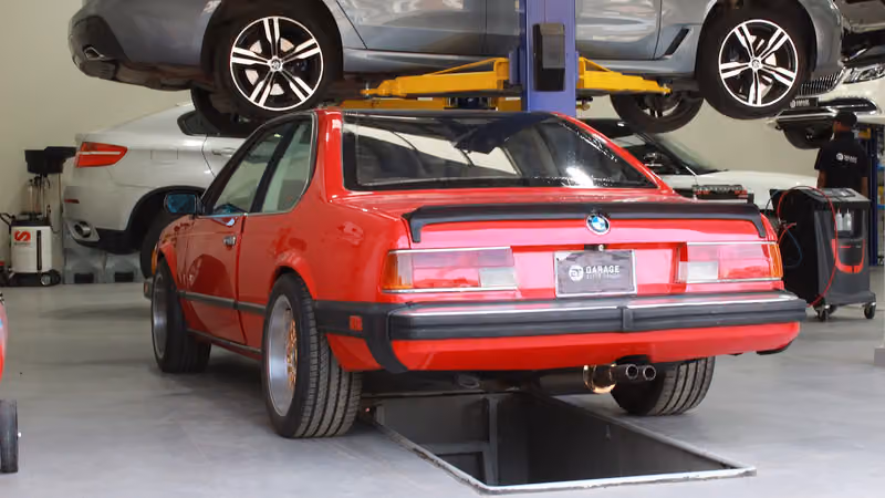 ET GARAGE