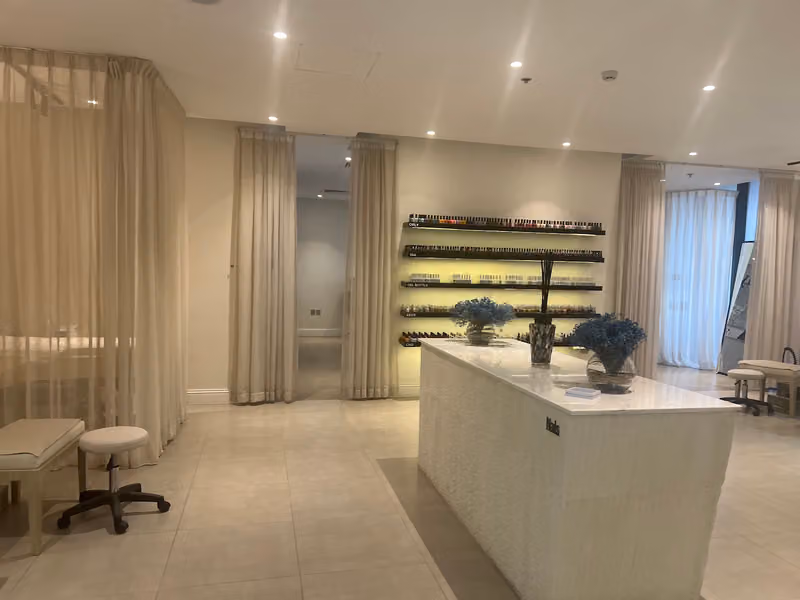 Aya Salon