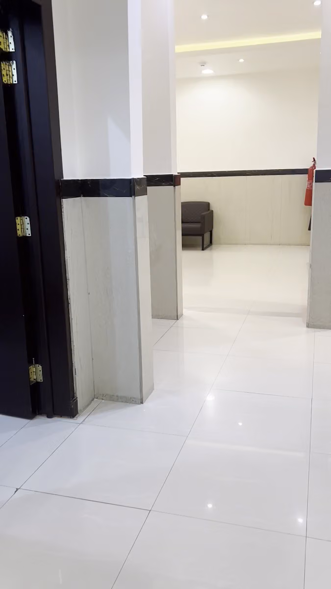 عيادات الدكتور عبدالعزيز اسنان جلدية