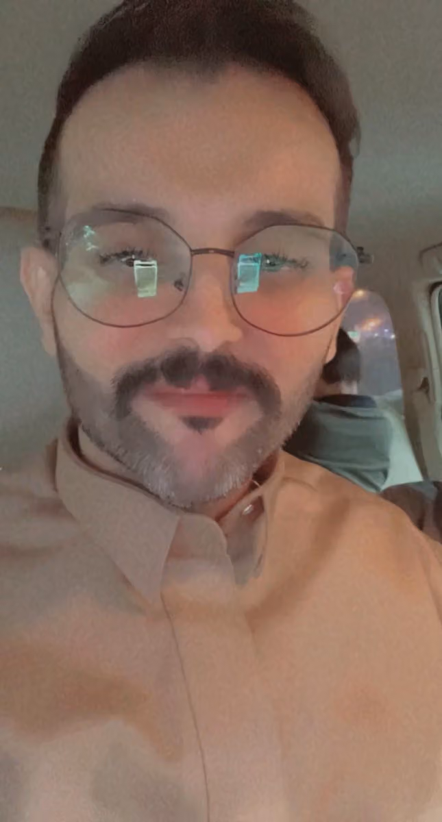 عيادات المسواك لطب الاسنان حي المنار