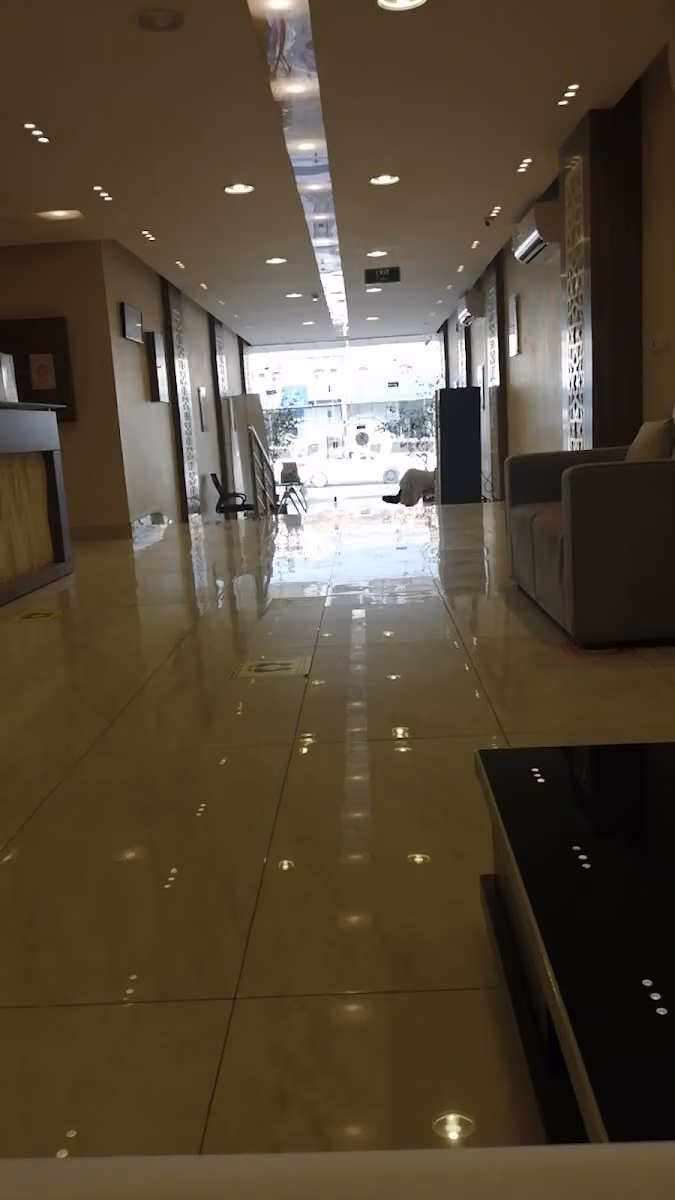 عيادات جناي لطب الأسنان