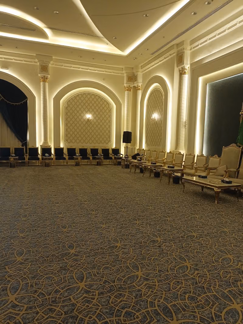 ايجار السماعات الحفلات والمناسبات
