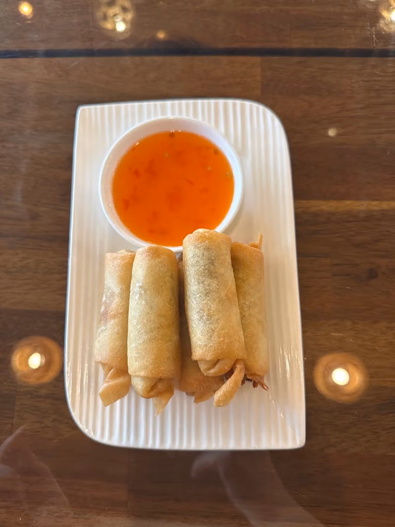 Azian Hauz Restaurant for Thai & Filipino Food