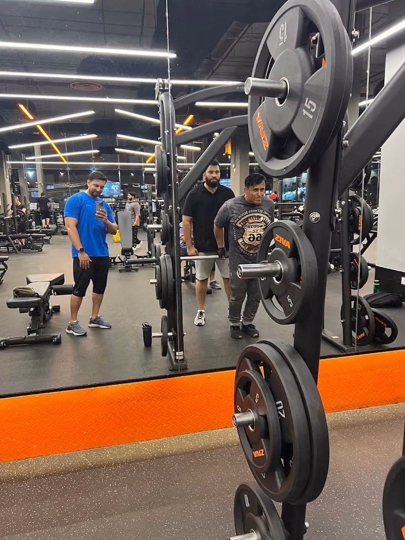 B-IT Fitness Al-Khalidiyyah