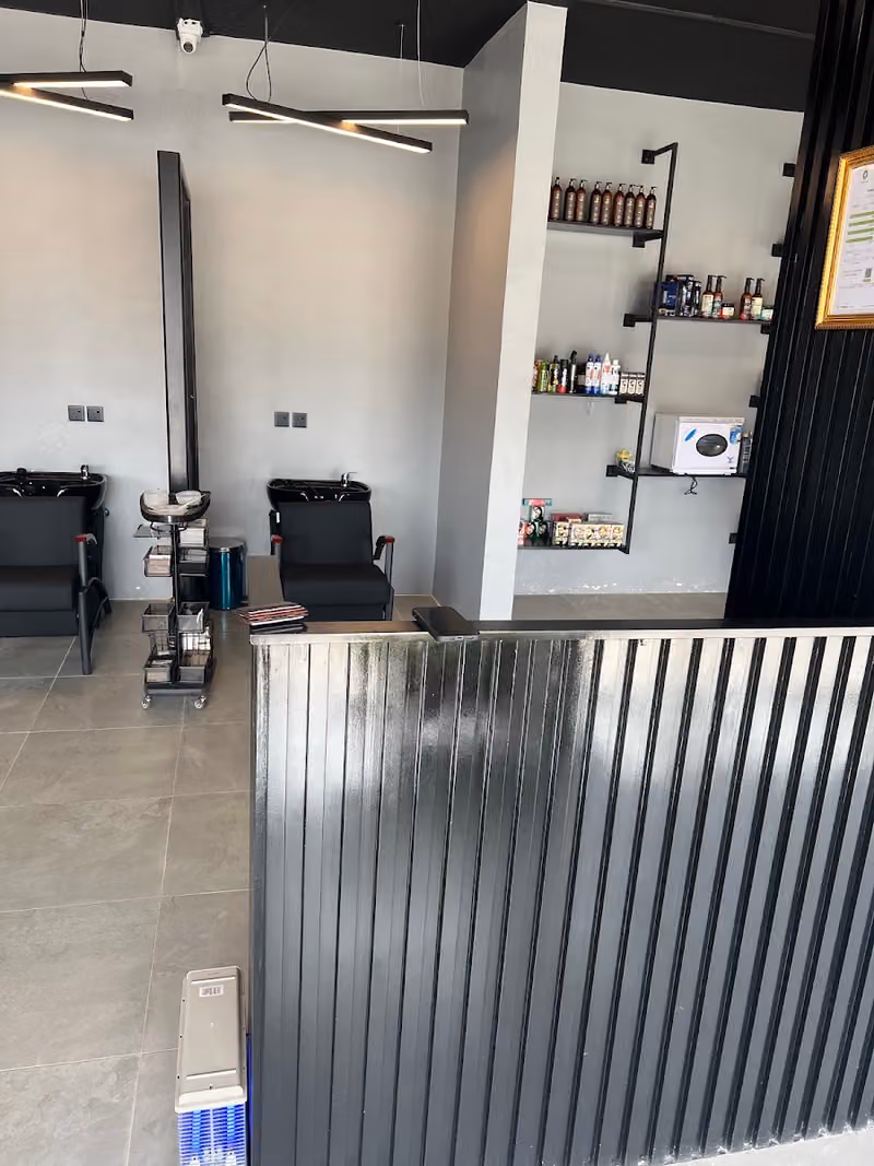 باب الاناقة للحلاقة الرجالية - Bab ElAnaka Barbershop