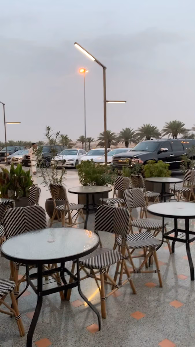 مطعم باب مشوي