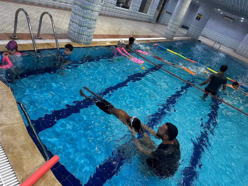Baby shark swim academy