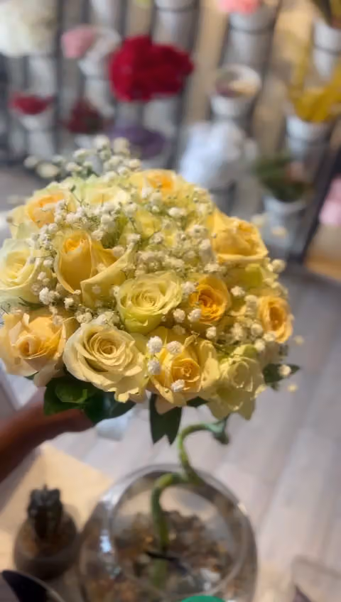 باقة مختصة للورود والهدايا - for flowers and Gifts