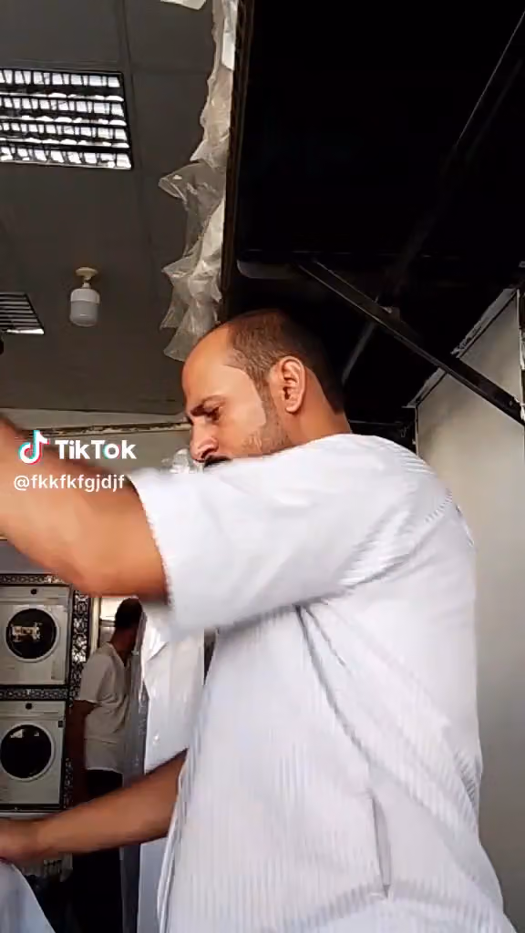 Barber Of Saleem Mansoori