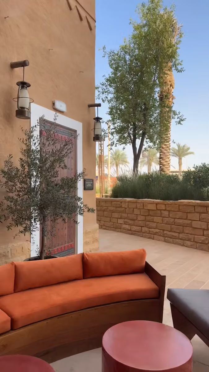 Base & Boon - Diriyah