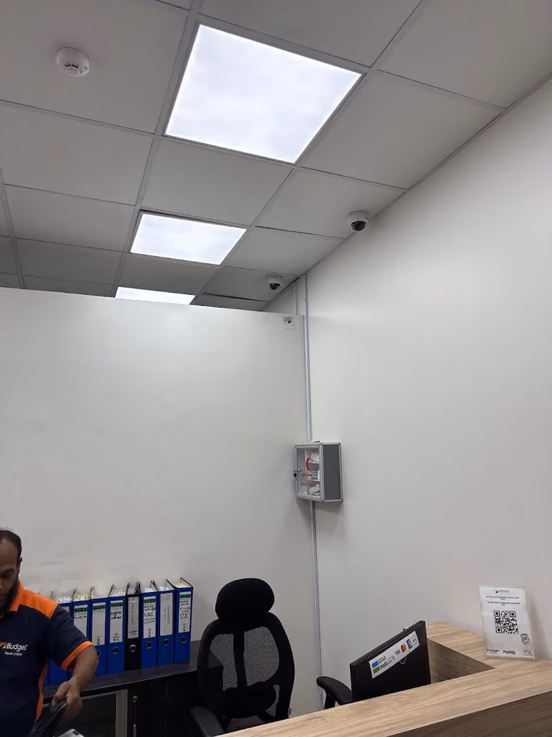 بايلس لتأجير السيارات