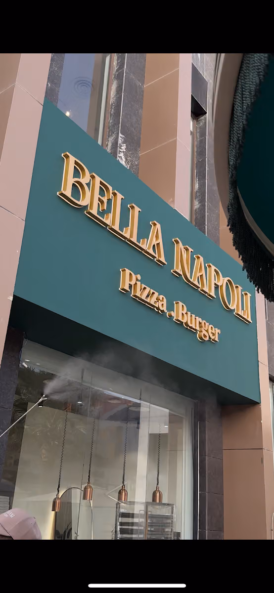 BELLA NAPOLI