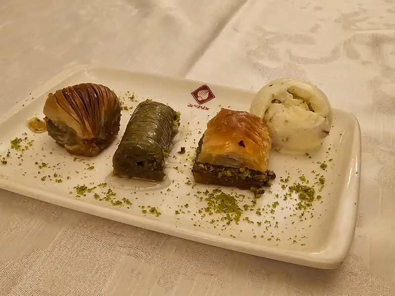بيزاده