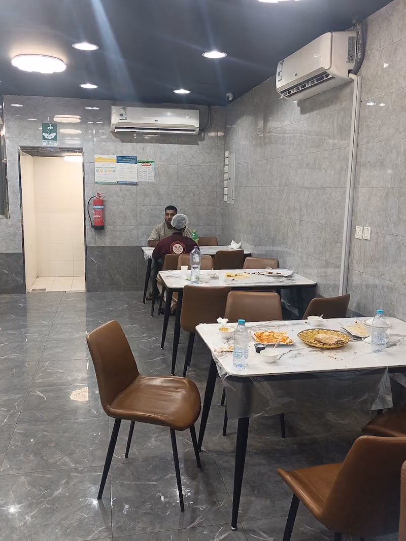 Biryani Point Restaurant. مطعم نقطة البرياني