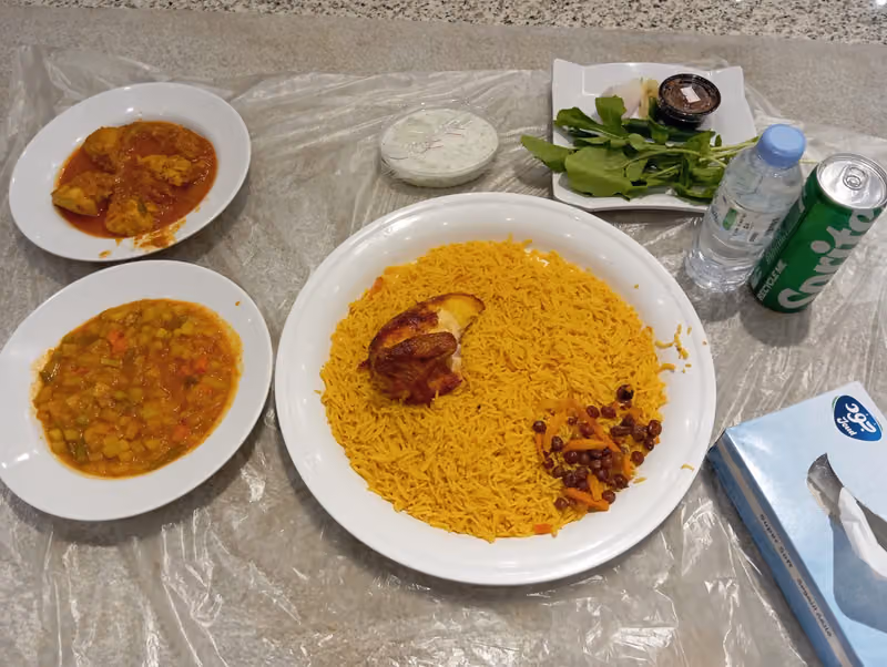 مطعم زرقاء اليمامة البخاري