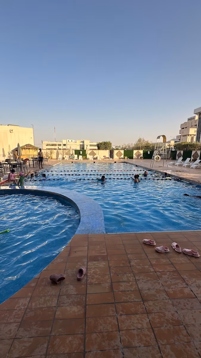 Blue waves swimming academy (Crown plaza)