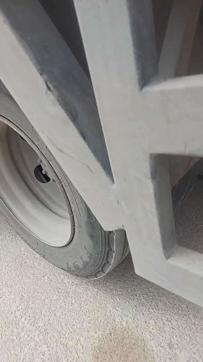 بنشر متنقل عالم الرياض