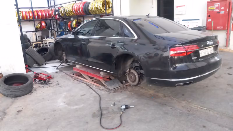 بنشر وبطاريات ركن الثقة