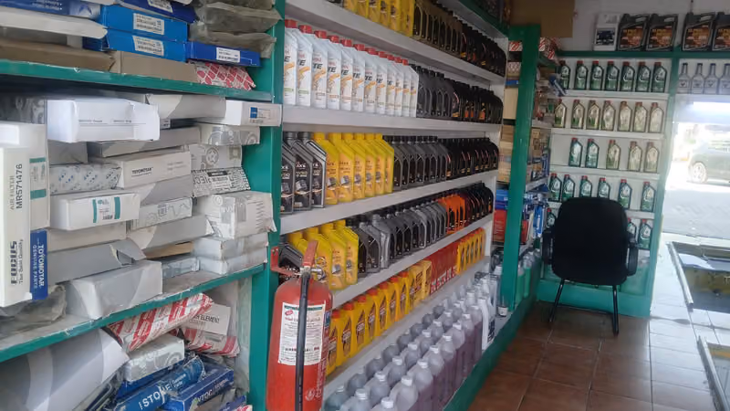 بنشري غيار زيت سواحد نجد Sawahad Najd Oil Change and Tire Repair Shop