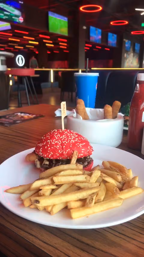 Bob's Famous - Uwalk Riyahd