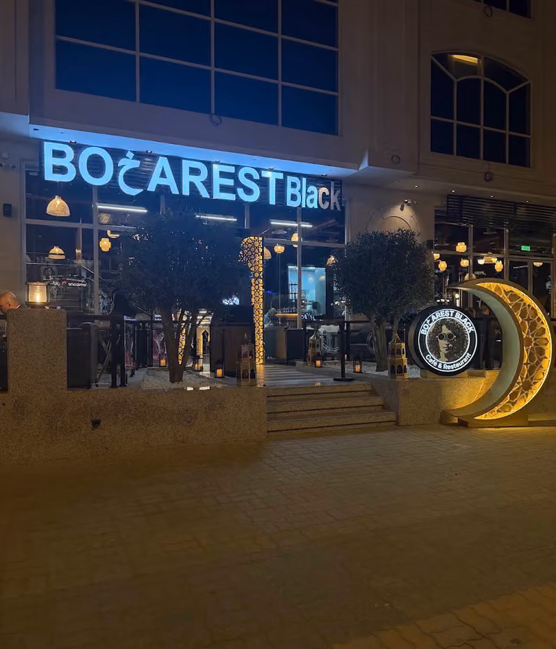 Bokharest Black | بوخاريست بلاك