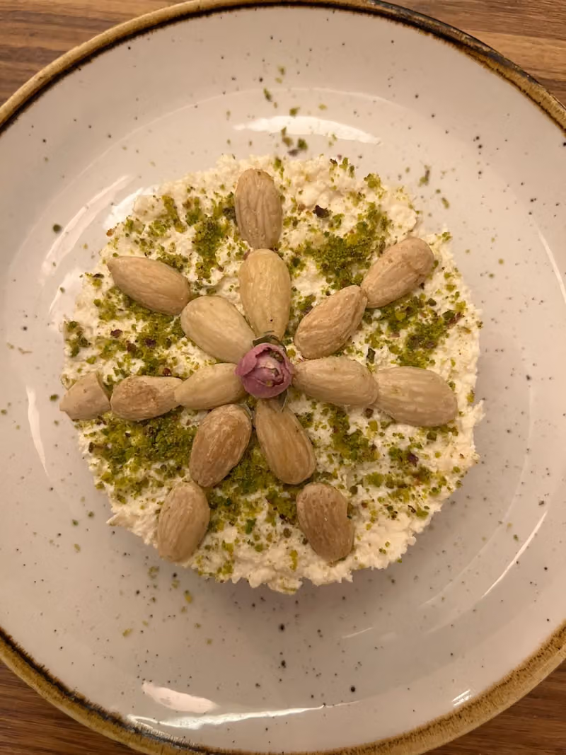 Burj Al Hamam - Granada برج الحمام