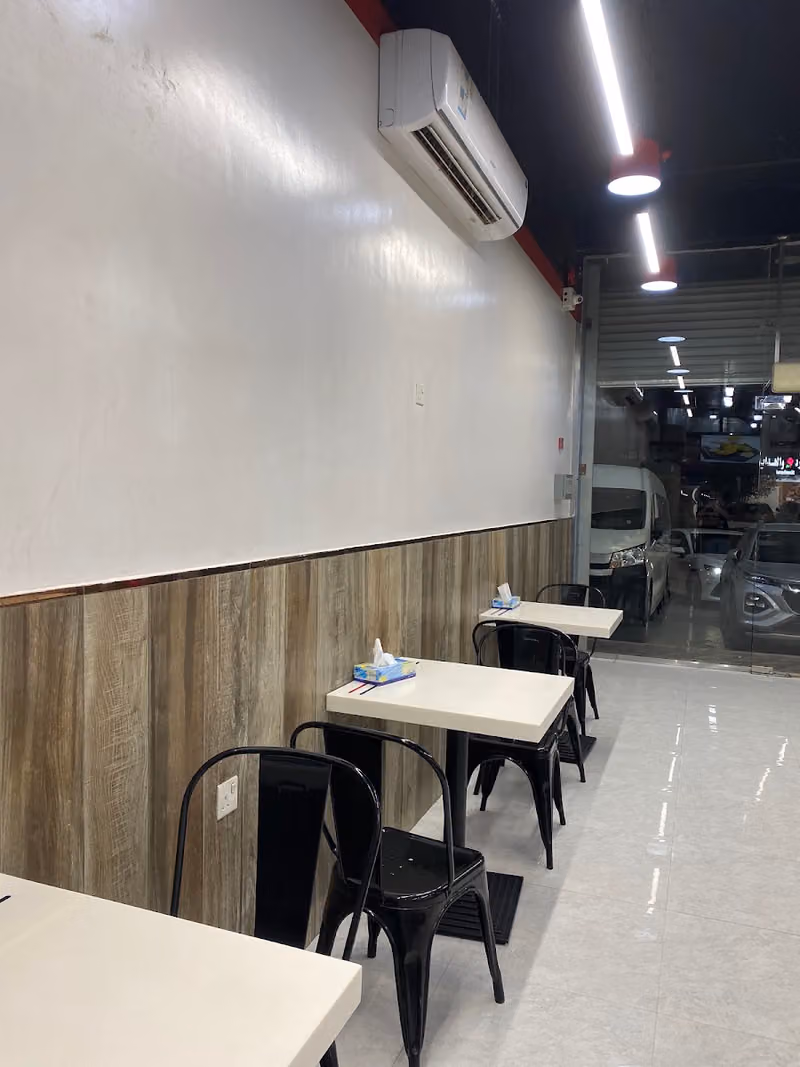 بروستد صندوق الدجاج (الندوة) Chicken BOX Broasted (AlNadwah)