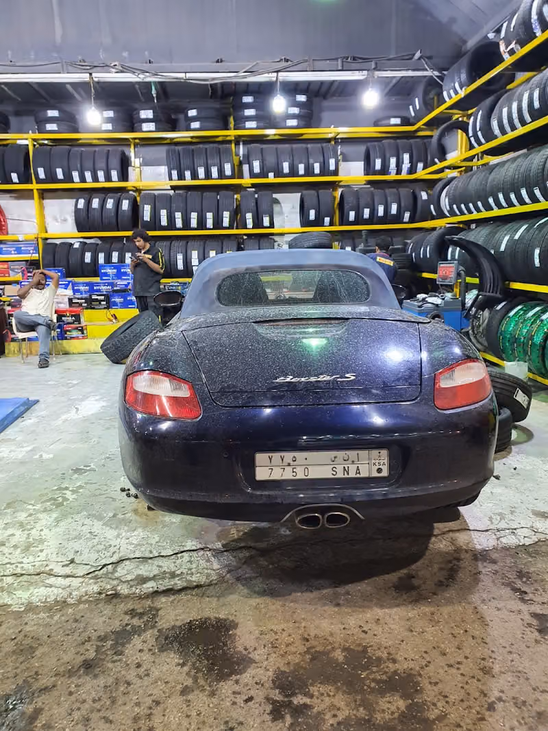 بريلي،هانكوك Pirelli،بطاريات م/الميل الدولية