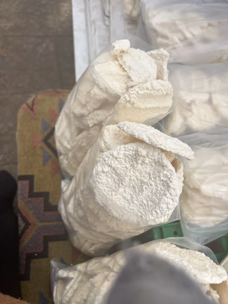 بسطه ام عبد العزيز سمن و بقل و لبن