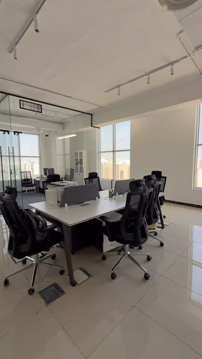 Business Square | مربع الأعمال