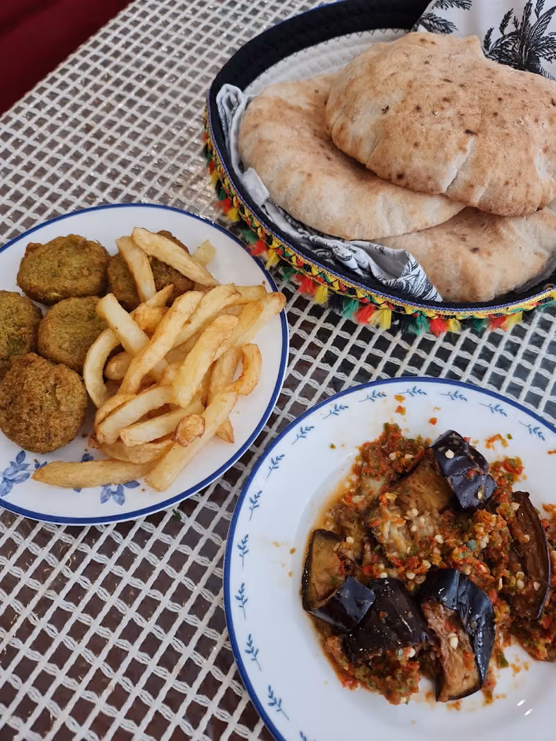 بوفيه المطيري للأكلات المصرية